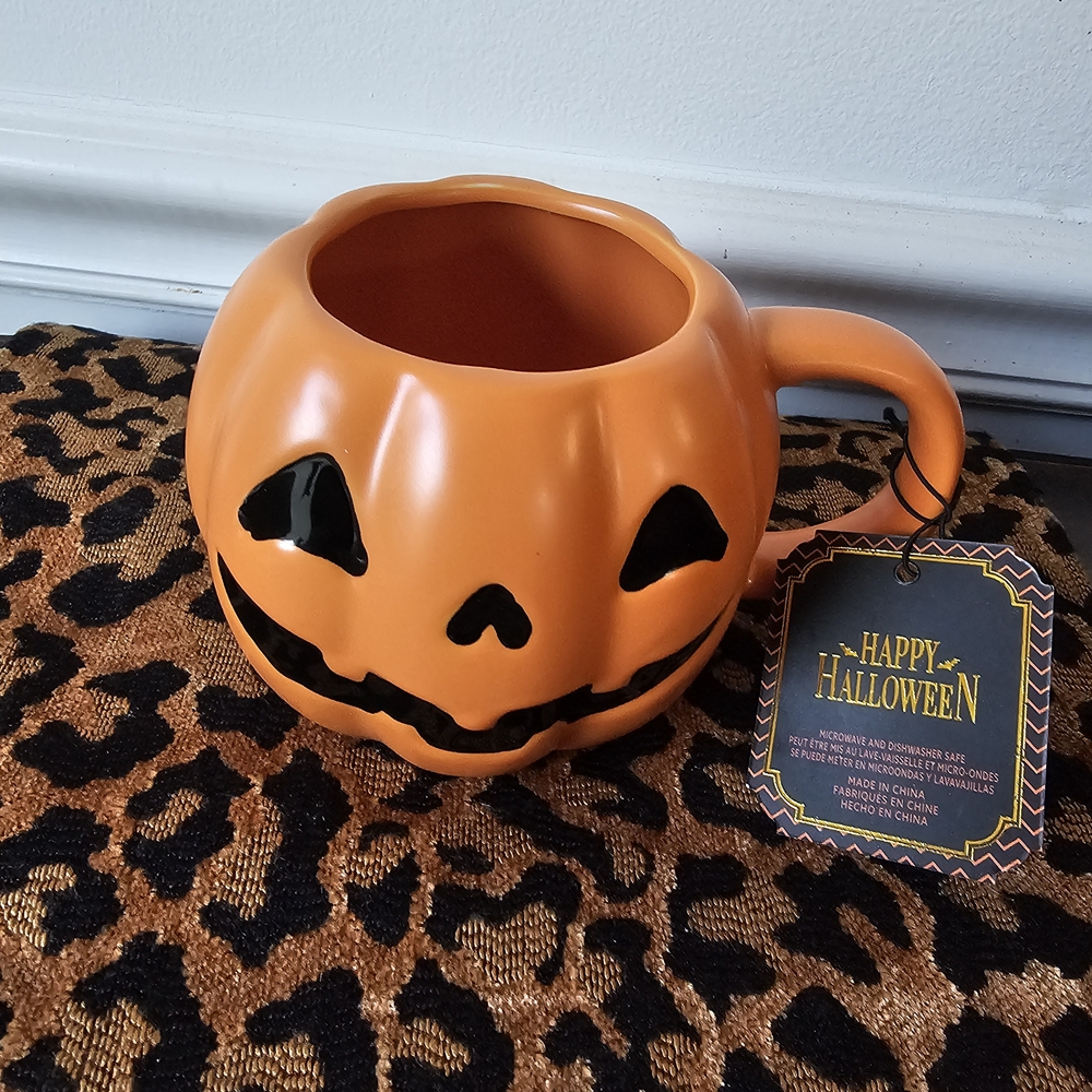 Set Of 2 Jack O'Lantern Halloween Mugs